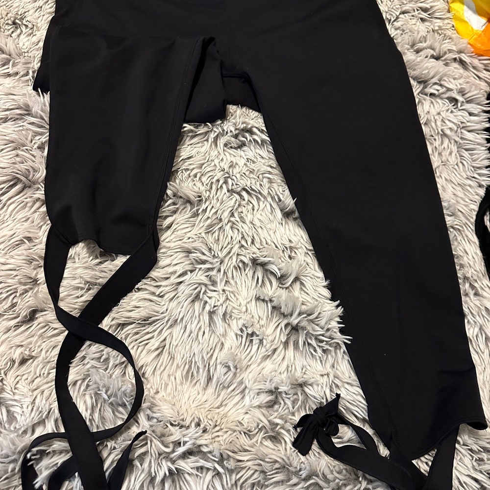 Manduka Black Leggings Athletic Wear - Picture 3 of 4